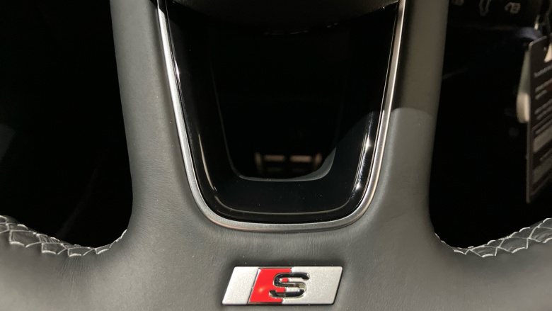 Audi Q2 35 TFSI S Line 5dr S Tronic [Tech] Petrol Estate